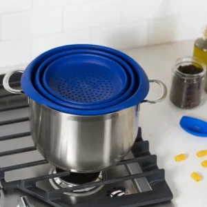 Shop All^Collapsible Colander 4 Qt. - cozylivehome.com | we sell a wide range of comfortable household items