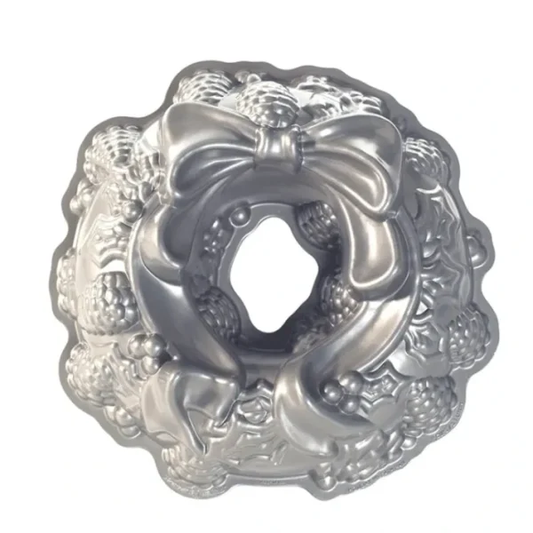Shop All^HOLIDAY WREATH BUNDT PAN - cozylivehome.com | we sell a wide range of comfortable household items
