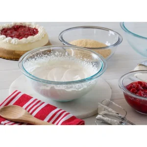 Pyrex Mixing Bowl - cozylivehome.com | we sell a wide range of comfortable household items* Shop All